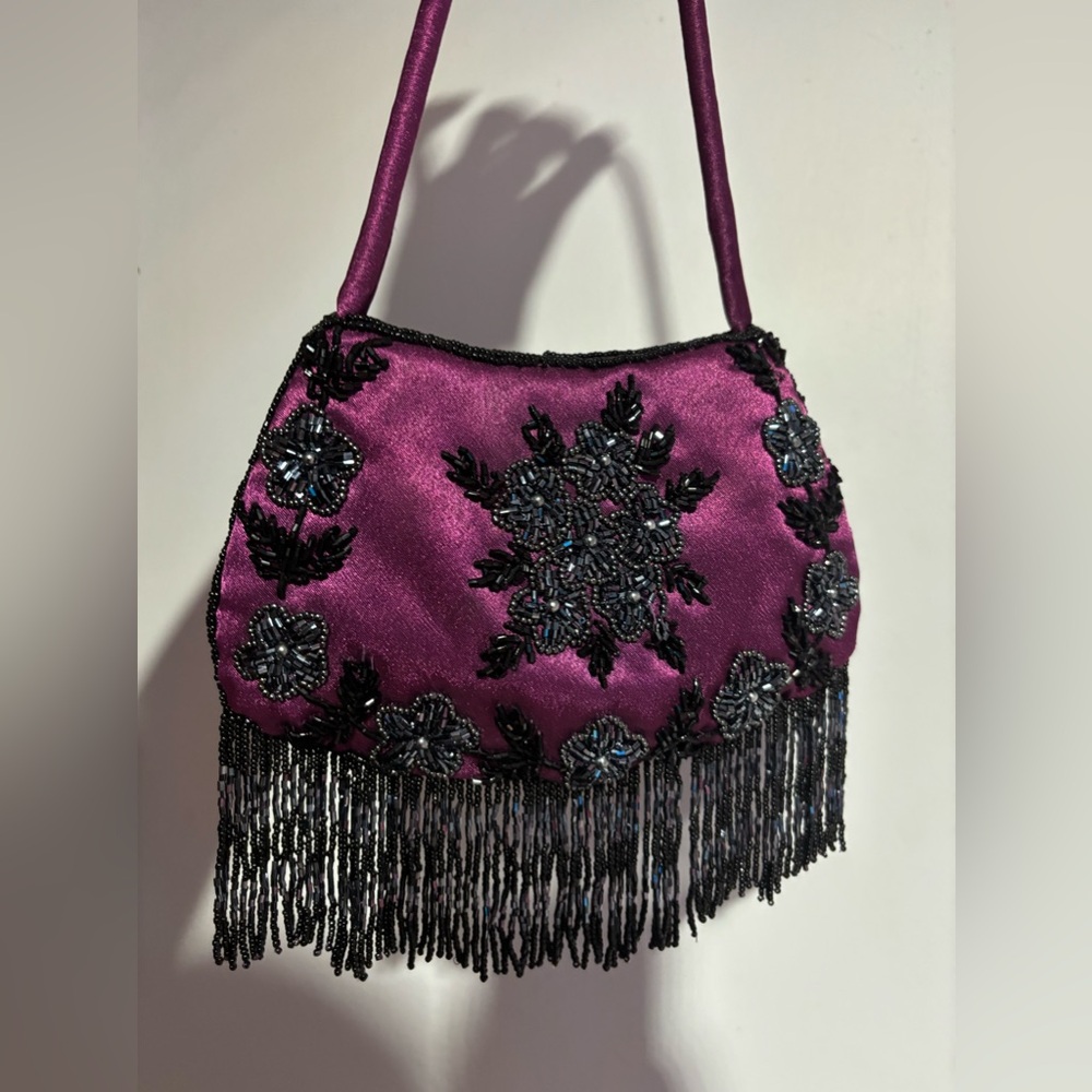 ✨ VINTAGE RARE 50s SMALL BEADED SATIN MINI PURSE PLUM DANGLY BEADED FRINGE ✨ - Picture 5 of 12